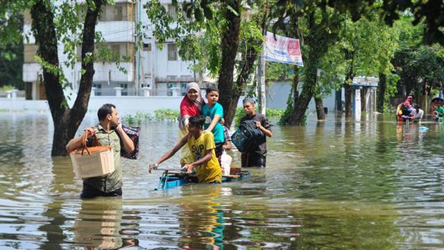 বৃষ্টিতে বাড়ছে পানি, সিলেট অঞ্চলে ফের আতঙ্ক