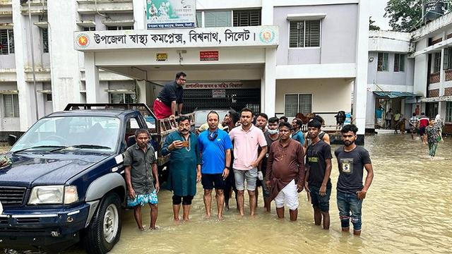 চরম দুর্যোগেও থামেনি বিশ্বনাথ উপজেলার স্বাস্থ্যসেবা কার্যক্রম