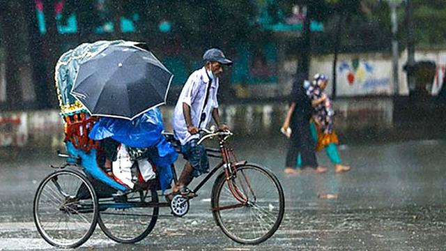 বৃষ্টিতে ঢাকার বাতাসের মানে উন্নতি