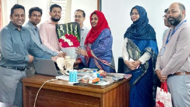 কুমিল্লা সফরে স্বাস্থ্যের ঊর্ধতন কর্মকর্তারা 