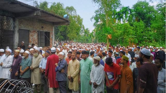 অধ্যাপক ডা. রিদওয়ানুর রহমানের দাফন সম্পন্ন