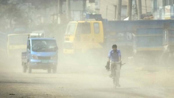 বৈশ্বিক বায়ুদূষণের শীর্ষে রাজধানী ঢাকা