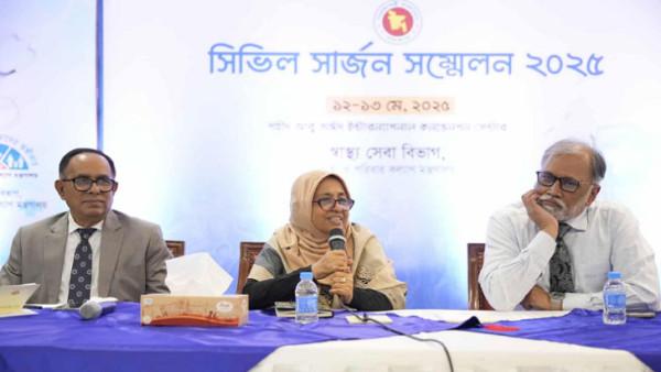 সিভিল সার্জন সম্মেলনের মাধ্যমে নতুন যাত্রা শুরু: স্বাস্থ্য উপদেষ্টা