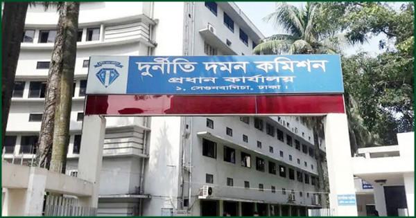 স্বাস্থ্যখাতে অনিয়ম: সাবেক পরিচালকসহ দুইজনের বিরুদ্ধে মামলা