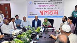 চট্টগ্রামে স্বাস্থ্যসেবার অপ্রতুলতা দুর্ভাগ্যজনক: স্বাস্থ্য উপদেষ্টা