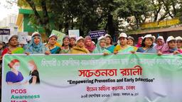 ইডেন মহিলা কলেজে চলছে জরায়ুমুখ ক্যান্সার সচেতনতায় বিশেষ আলোচনা সভা