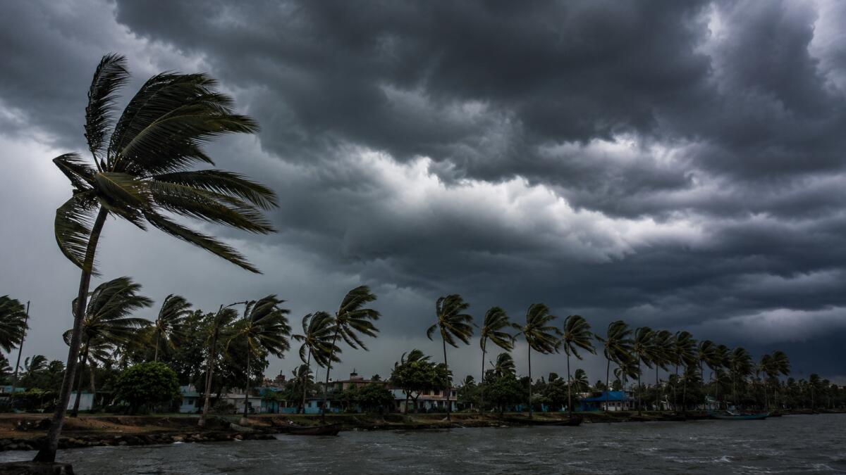 দেশের ৭ অঞ্চলে ঝড়ো হাওয়া ও বজ্রসহ বৃষ্টির পূর্বাভাস