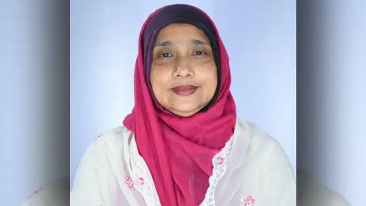 রাড্ডা ক্লিনিকে ভাঙচুর-লুটপাটের ঘটনায় এমপি মিষ্টিকে পদত্যাগের নির্দেশ প্রধানমন্ত্রীর