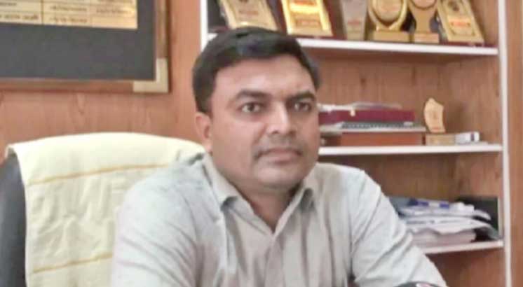 মেডিকেল প্রশ্নফাঁসে জড়িত স্বাস্থ্য কর্মকর্তাকে ওএসডি