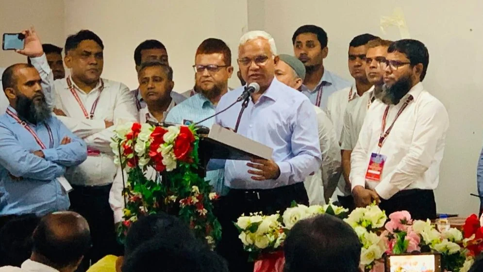 ডাক্তার ও ফিজিওথেরাপিস্টদের প্রতিপক্ষ হওয়ার মানসিকতা পরিহার করতে হবে: সমাজকল্যাণমন্ত্রী