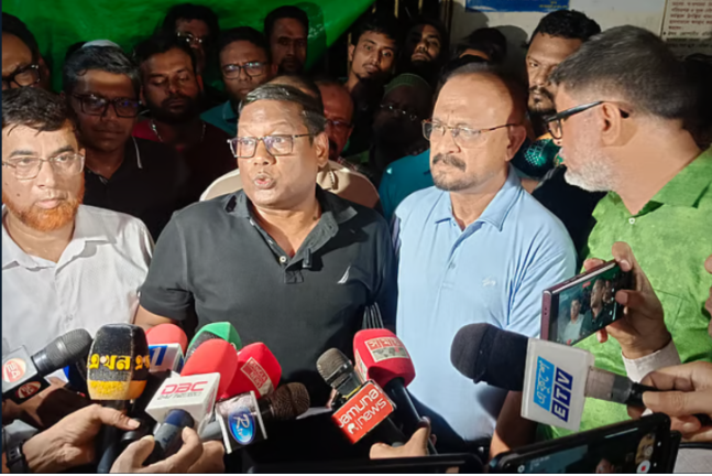 গণমাধ্যমে প্রকাশিত মৃত্যুর তালিকার একজন এখনো জীবিত, দুজনের স্বাভাবিক মৃত্যু: বিভাগীয় কমিশনার