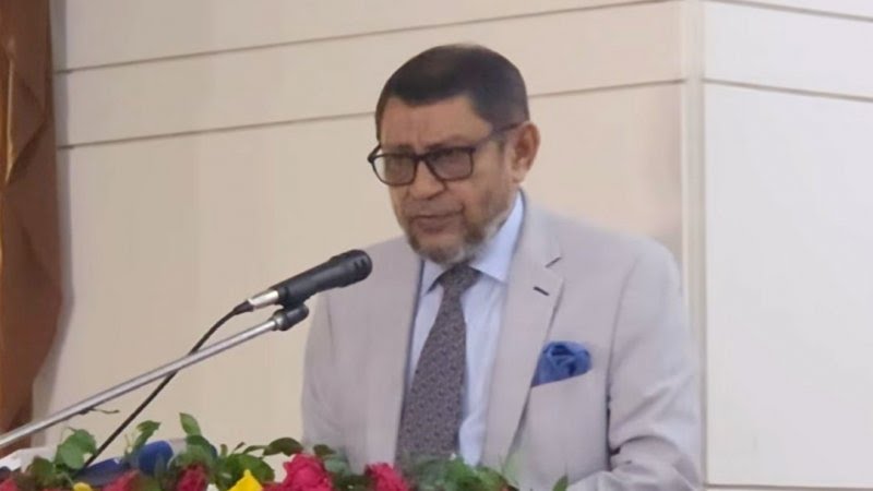 আমাকে বিএনপি হিসেবে ট্রিট করবেন না, আমি একজন মুক্তিযোদ্ধা: স্বাস্থ্যমন্ত্রী
