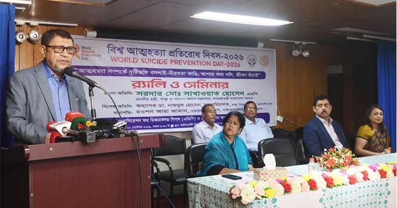 যত বড় বিপদই আসুক, লড়াই চালিয়ে যেতে হবে: স্বাস্থ্যমন্ত্রী