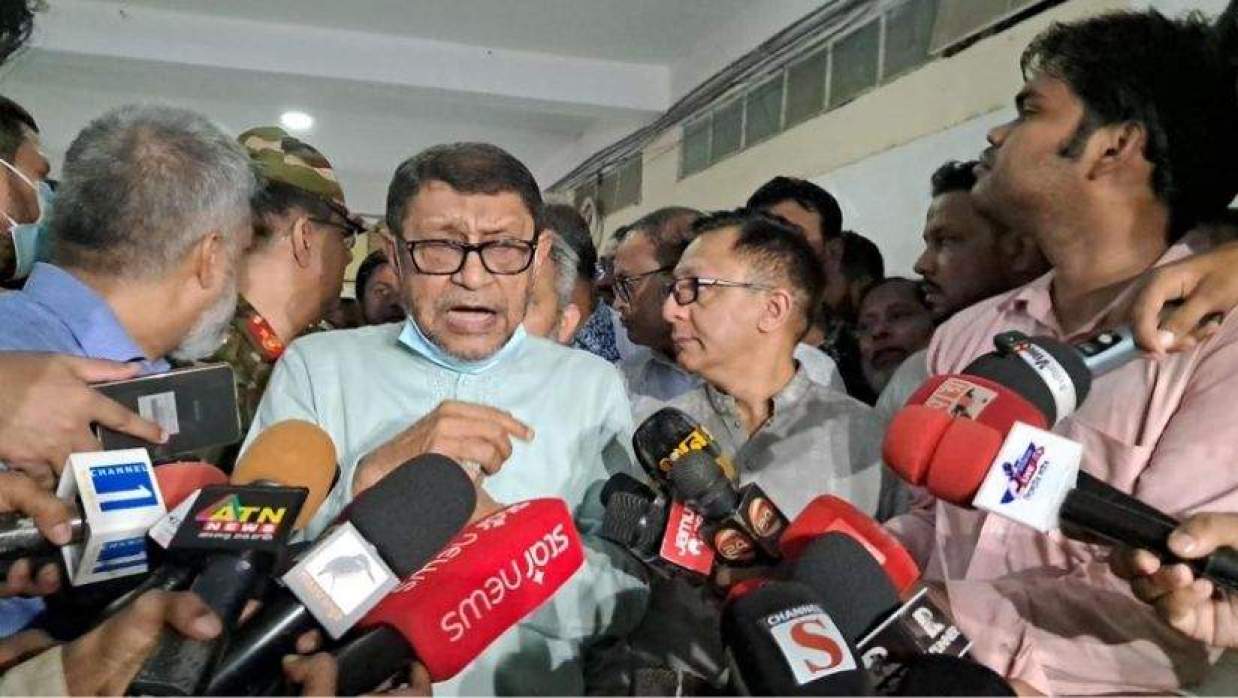 ডাক্তার-নার্সসহ স্বাস্থ্য খাতে বিপুল সংখ্যক জনবল নিয়োগ দেবে সরকার: স্বাস্থ্যমন্ত্রী